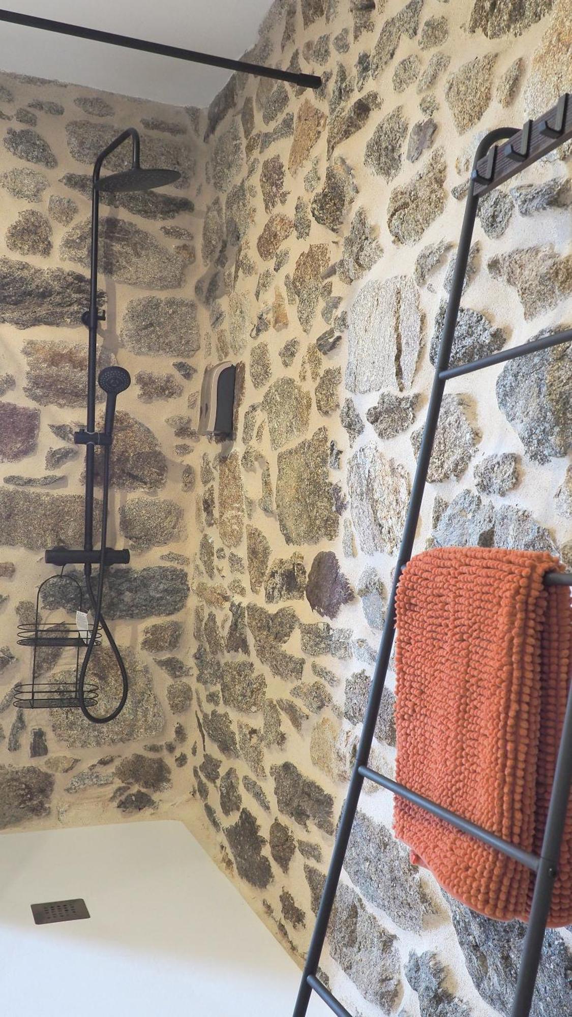Apartamentos Muralla Sacra Sober Buitenkant foto