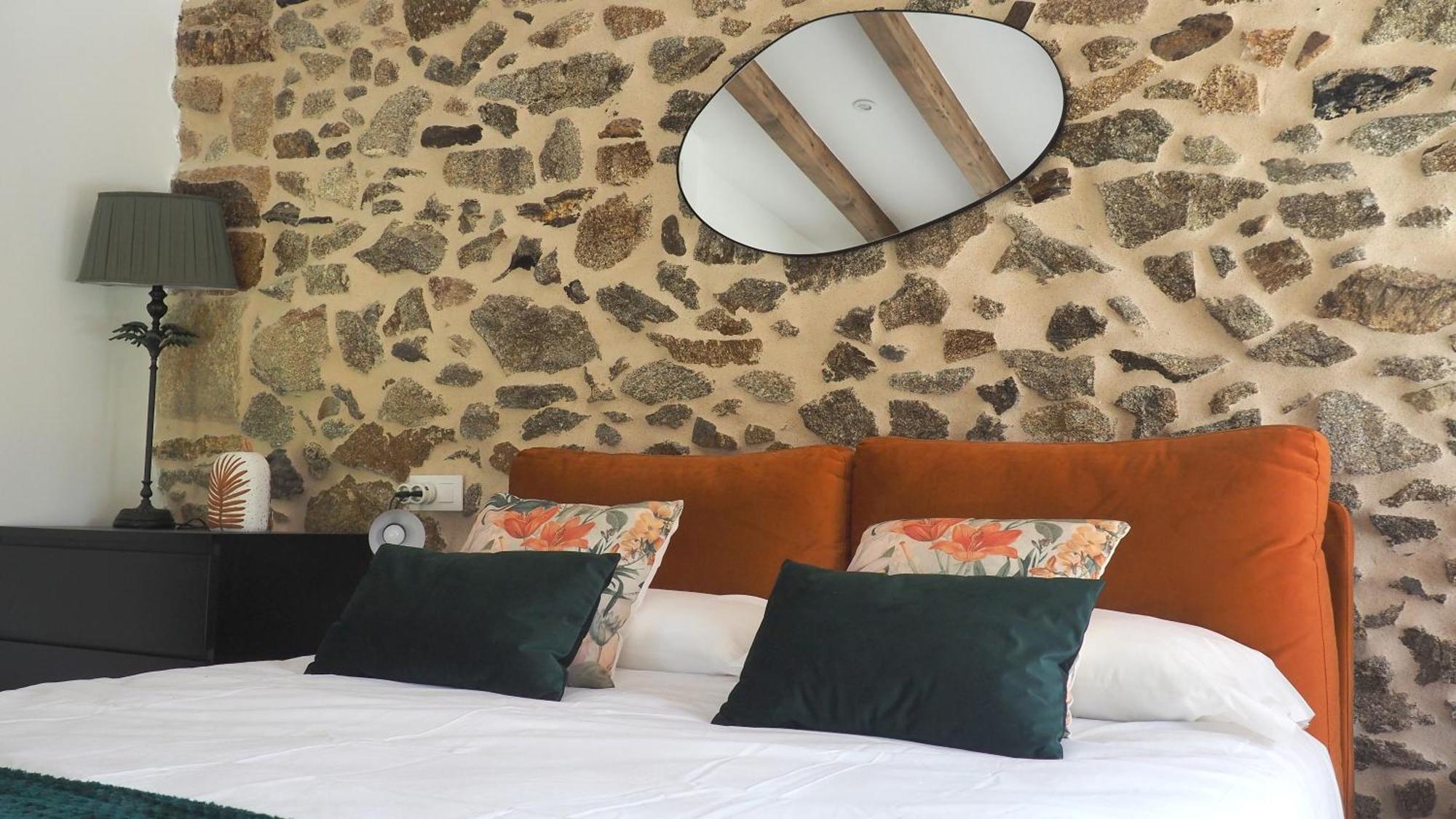 Apartamentos Muralla Sacra Sober Buitenkant foto