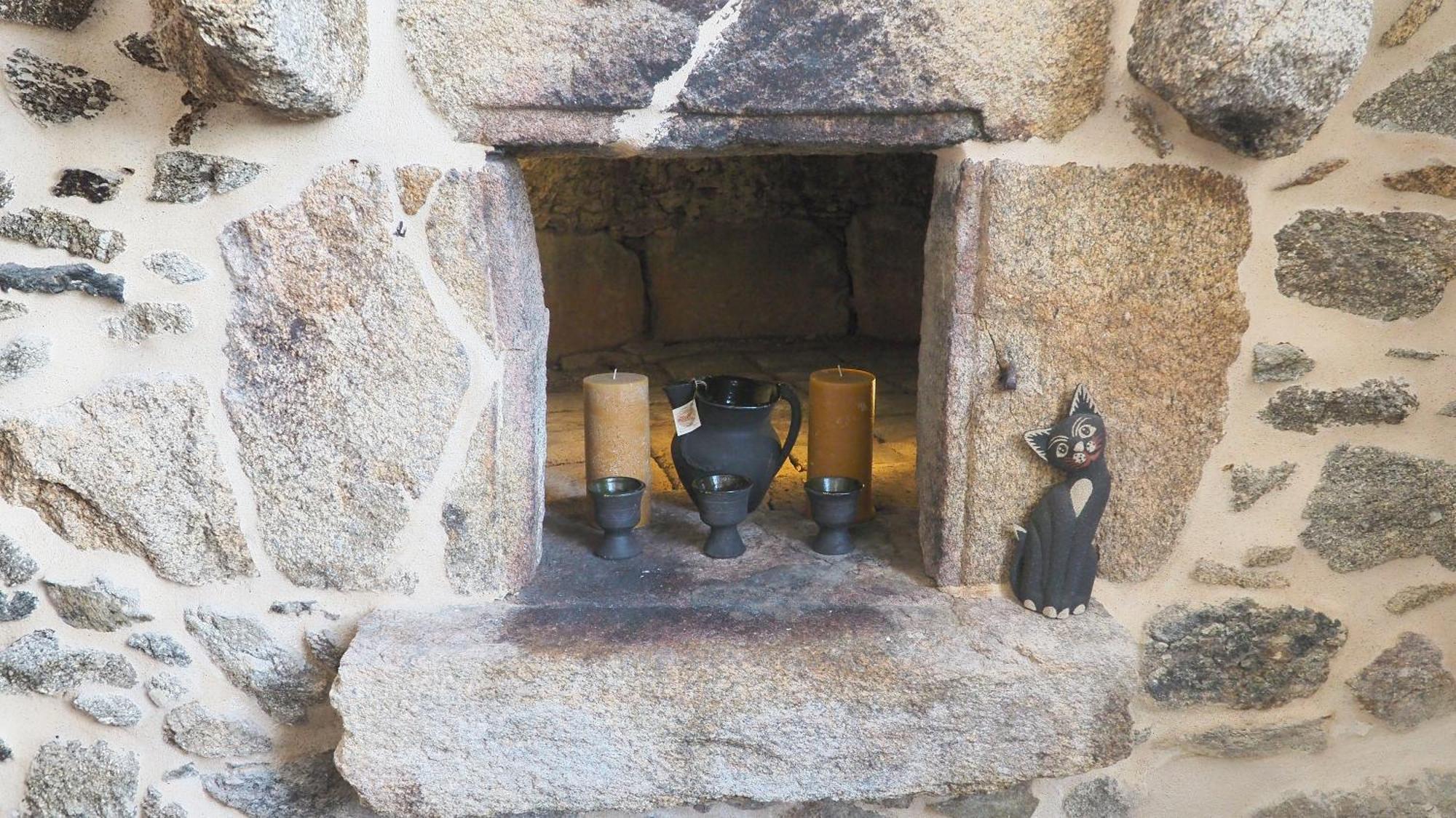 Apartamentos Muralla Sacra Sober Buitenkant foto