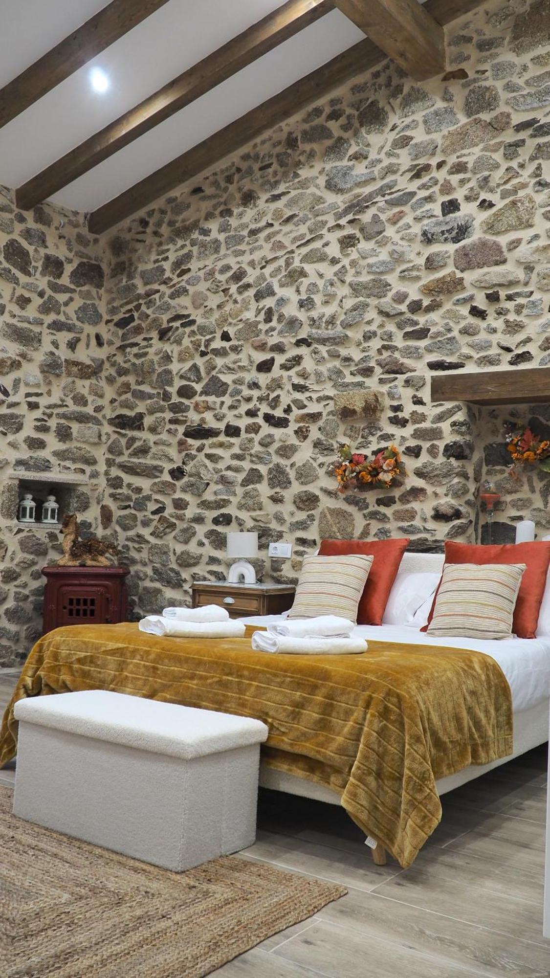 Apartamentos Muralla Sacra Sober Buitenkant foto