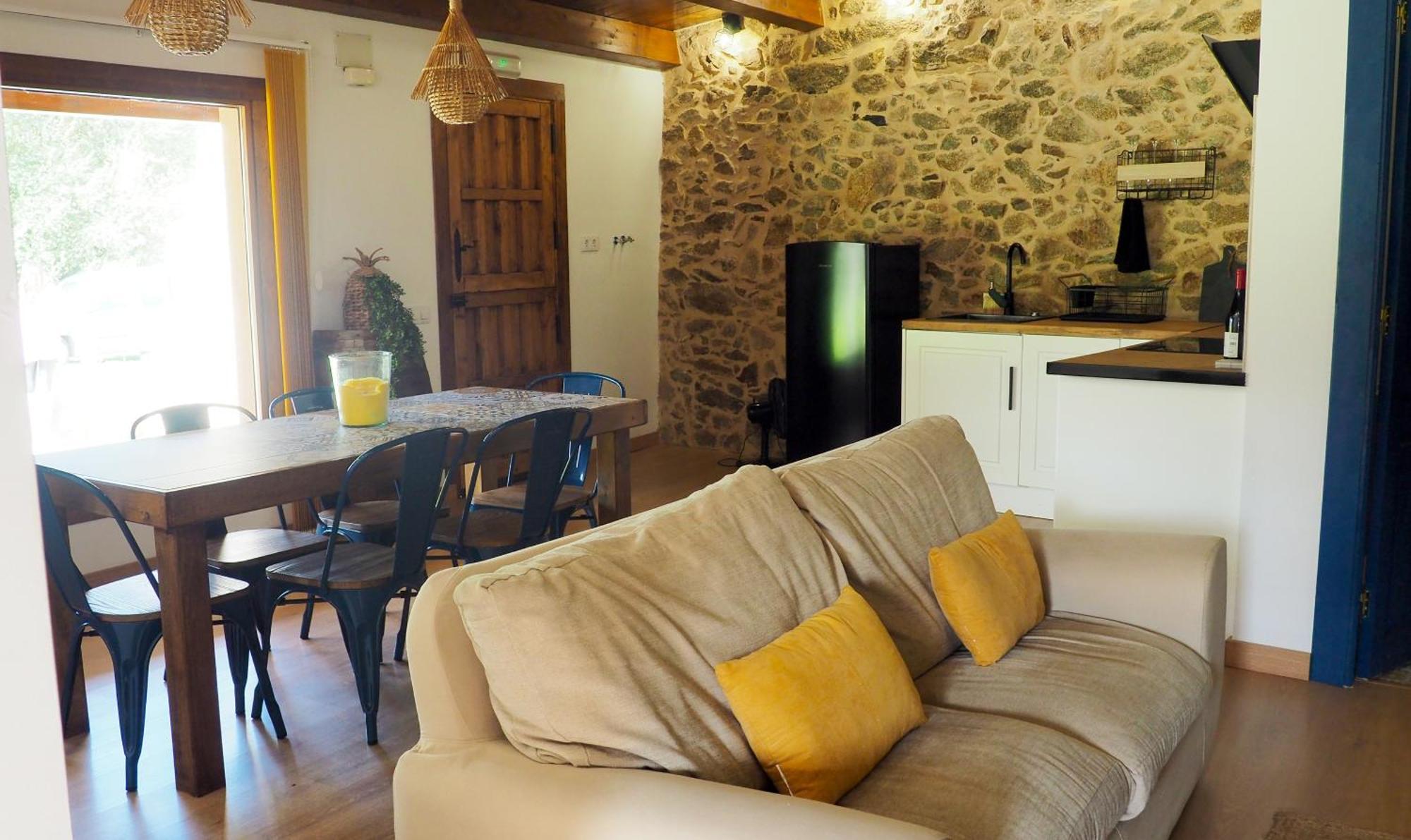 Apartamentos Muralla Sacra Sober Buitenkant foto
