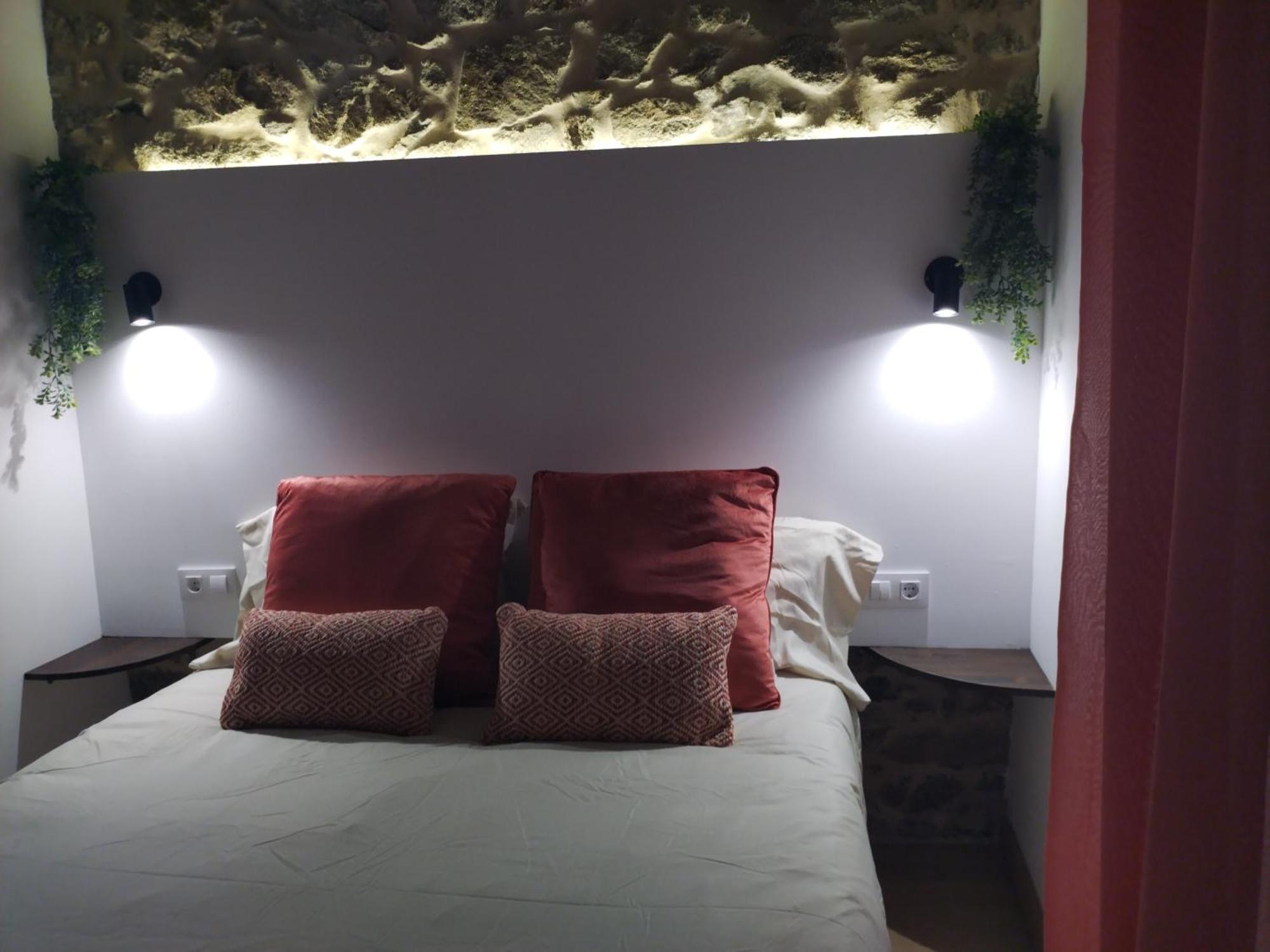 Apartamentos Muralla Sacra Sober Buitenkant foto